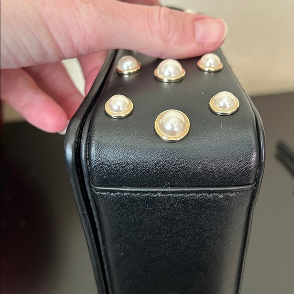 Kate Spade Serrano Place Pearl Maisie Crossbody Black Pebble Leather Pearl Studs - Picture 11 of 17